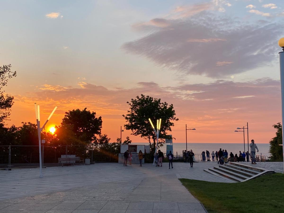Seahome Horyzont Z Parkingiem Miedzyzdroje Esterno foto
